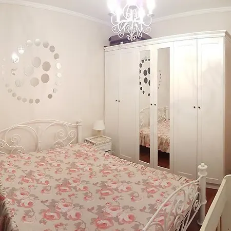 Апартамент Apartament In Sunny View Central 1
